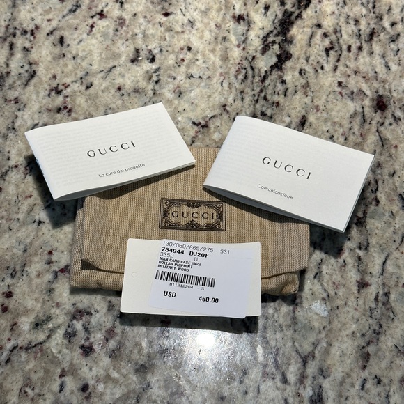 I am selling a Gucci Marmont card case. It was purchased in December 2022. - Picture 5 of 5